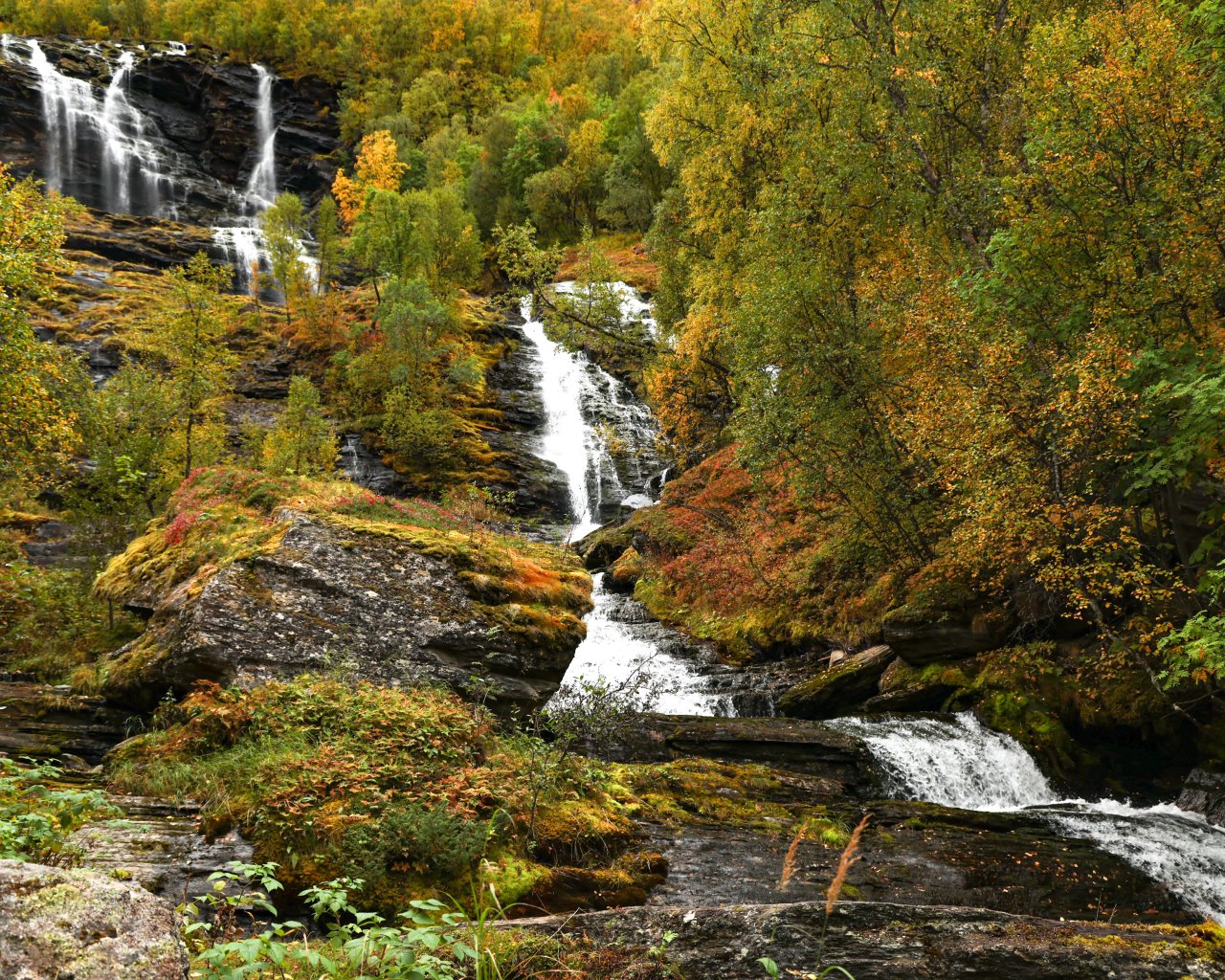 Okselva Waterfall-004